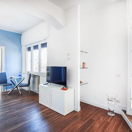 Sunrise Apartements - Sky Apartment