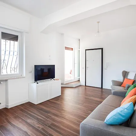 Sunrise Apartements - Sky Apartment Reggio Calabria